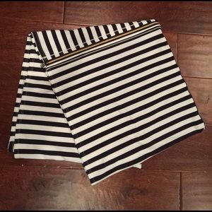 Lululemon Vinyasa Scarf black and white stripe