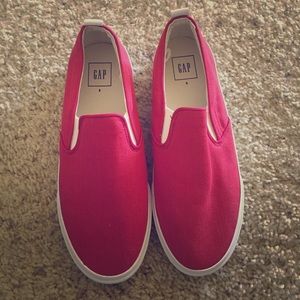 Gap slip-on sneakers