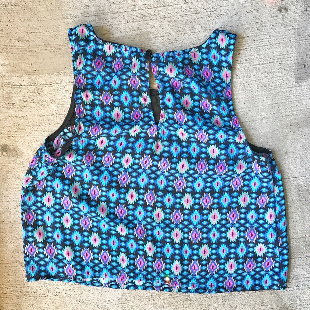 Cute Crop Top - Picture 2 of 3