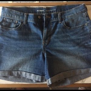 Old Navy cuffed denim shorts Curvy Profile size 12