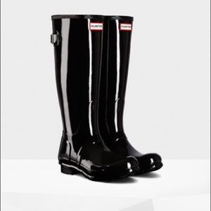 BLACK GLOSSY HUNTER RAIN BOOTS
