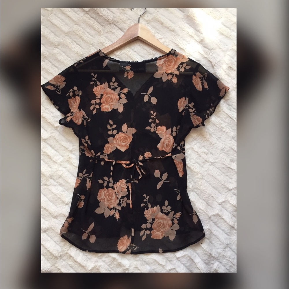 Sheer Top With Roses - Picture 4 of 4