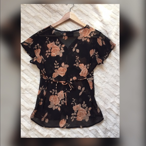 Sheer Top With Roses - Picture 4 of 4