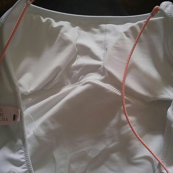 Swimsuit - Picture 2 of 3