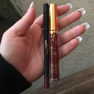 Leo Kylie lip kit-no box