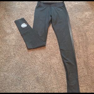 NIKE stirrup active leggings