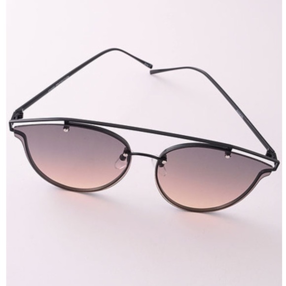 Top Bar Sunglasses - Picture 2 of 8