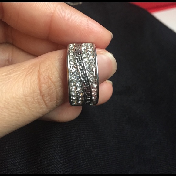 Tibetan silver band ring - Picture 3 of 6