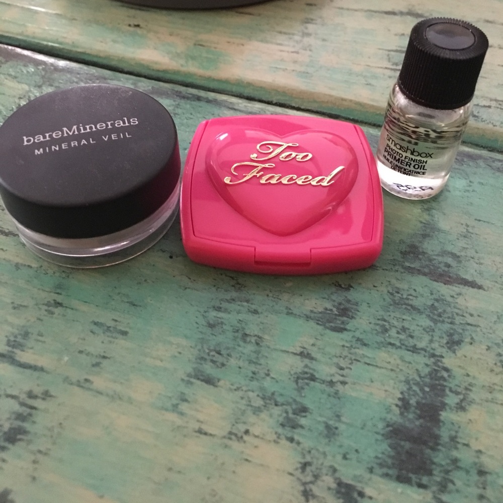 Mini make up bundle