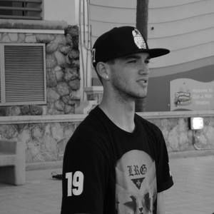 Meet your Posher, Travis