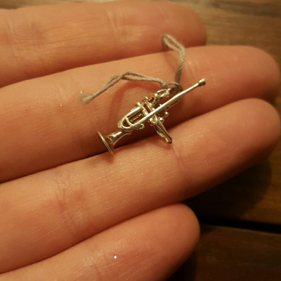 *RARE* 1970's-80's Vintage Sterling Trumpet Charm - Picture 3 of 8