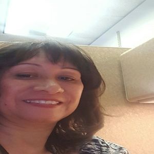 Meet your Posher, Ana