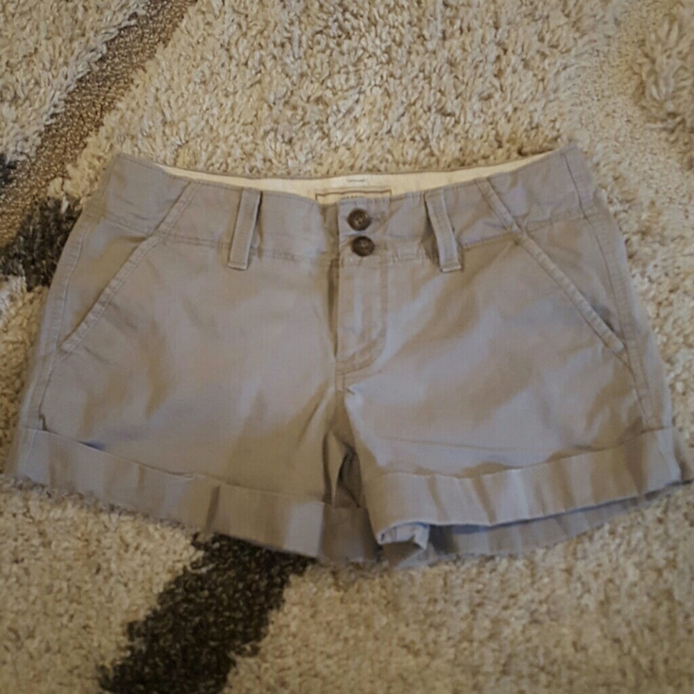 Old Navy khaki shorts