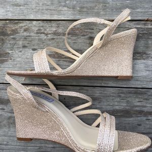 Touch Ups Paige Gold/champagne 2 3/4" wedges