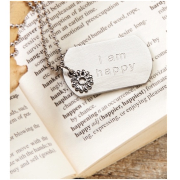 1 LEFT🎈 I Am Happy Necklace - Picture 2 of 3