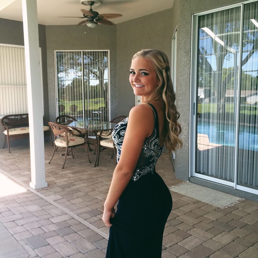 Meet your Posher, Brooke