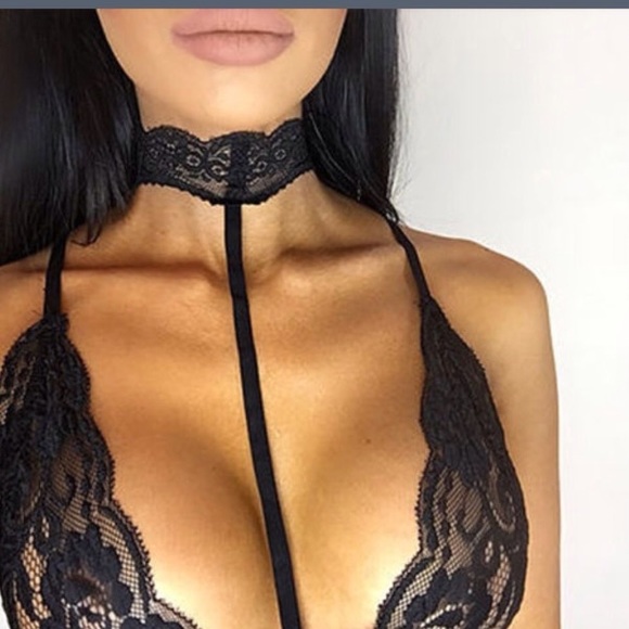 Coming soon Full lace lingerie V Neck with Choker - Picture 2 of 2