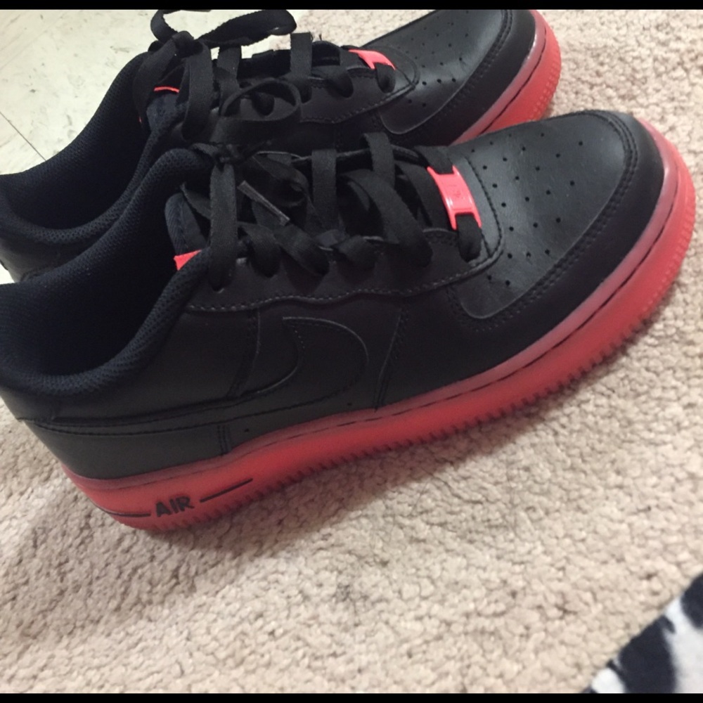 Air Force ones black and pink