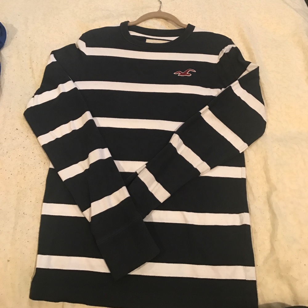 Hollister crew neck sweater