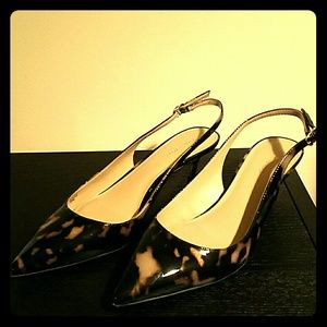 tortoise print slingbacks