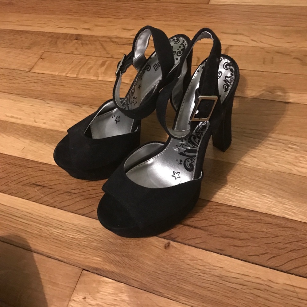 Black faux suede platform strapped heels