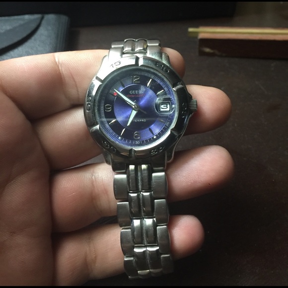 Guess WATCH - Picture 1 of 2