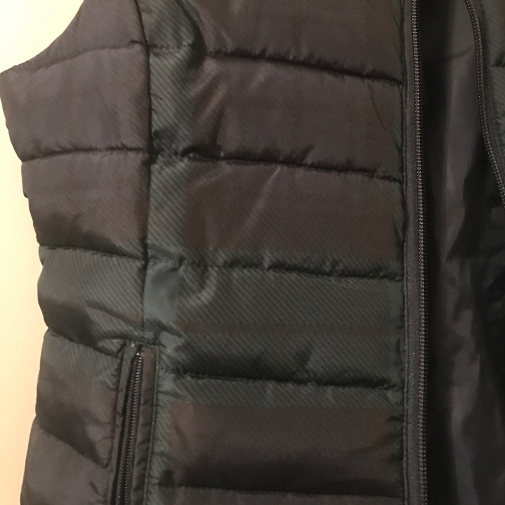 Vest - Picture 2 of 2