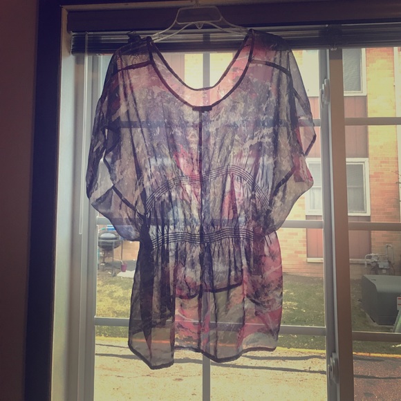 Flowing water color shirt - Picture 1 of 2