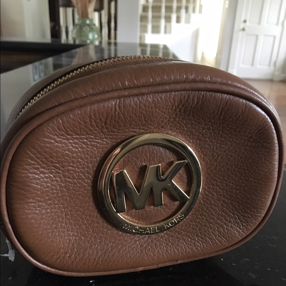 Michael Kors makeup bag