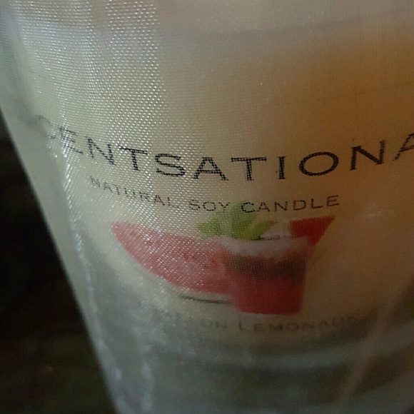 Meet your Posher, Deb - Picture 1 of 1