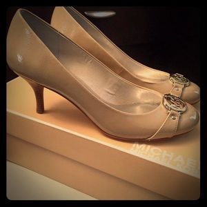 Michael kors small heels