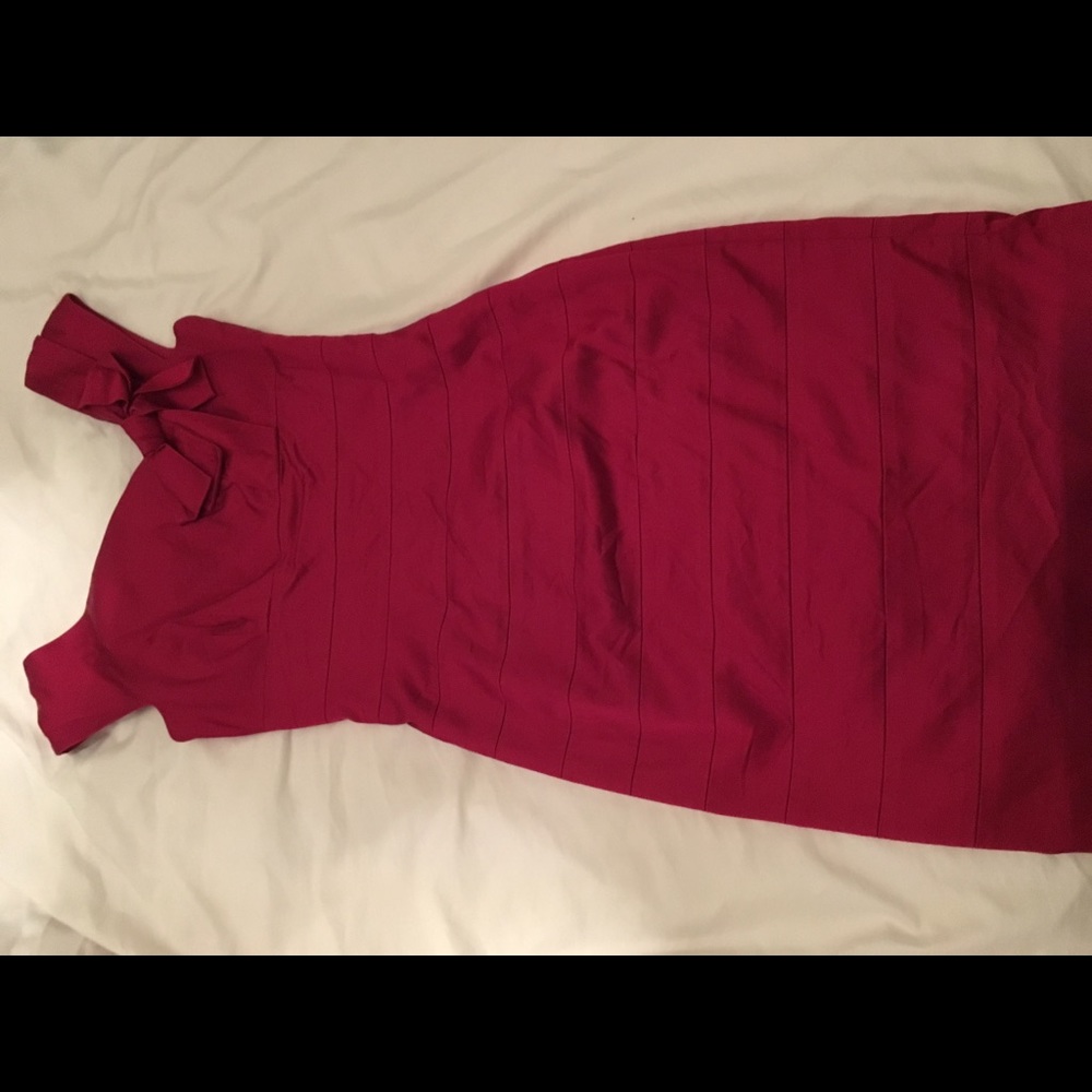 Maggy London red party dress