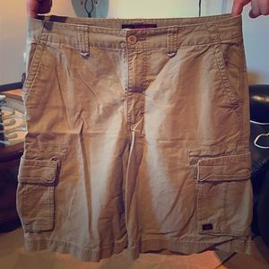 Tony Hawk cargo shorts