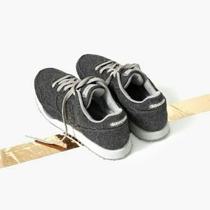 Madewell x Saucony DXN Trainer in Gray Flannel