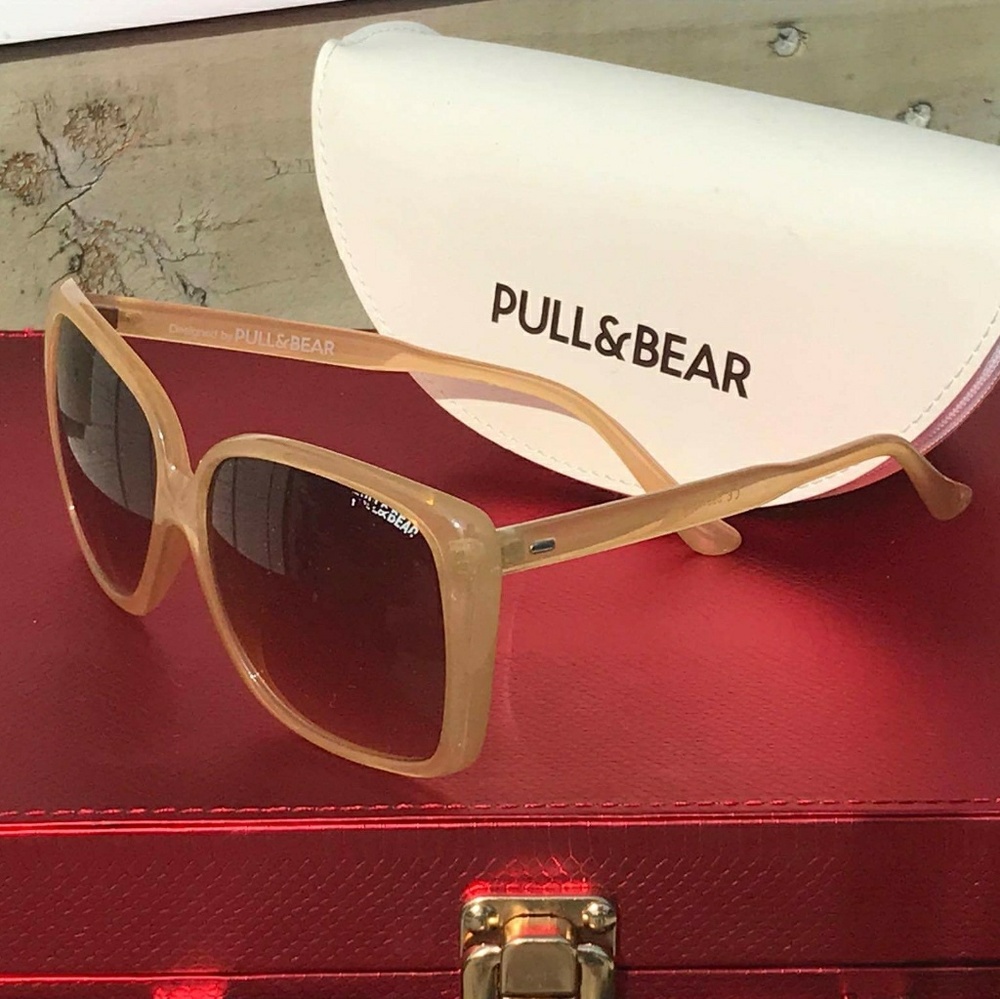 Oversized Yellow Sunglasses