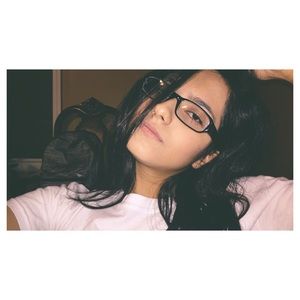 Meet your Posher, Narjes