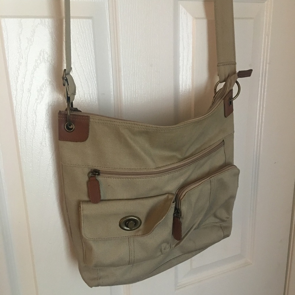 Brown shoulder bag