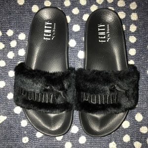 Rihanna x FENTY Puma Slides