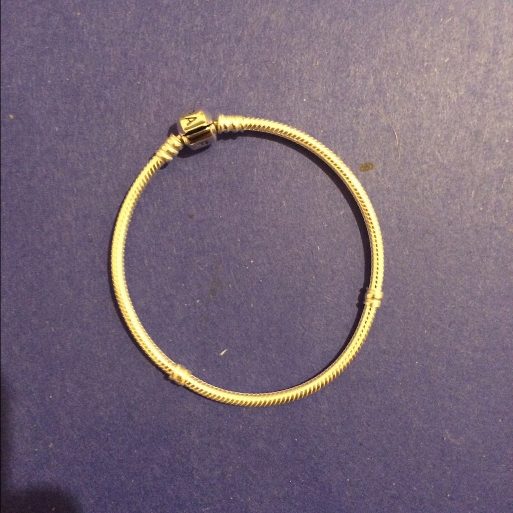 Sterling silver pandora bracelet!