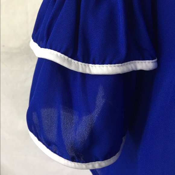 🛍1 SMALL LEFT🛍Blue Off Shoulder Top - Picture 5 of 5