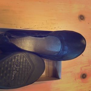COLE HAAN, black ballet flat