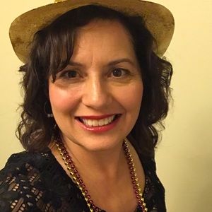 Meet your Posher, Liz