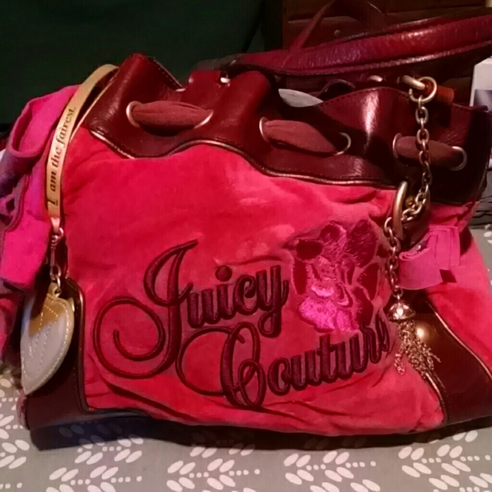 Must go!!!!! Reduced!!! 😃Juicy couture daydreamer