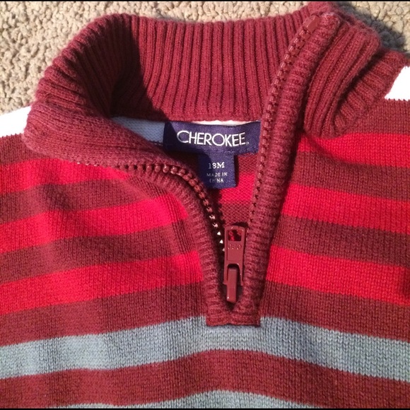 Sweater - Picture 2 of 3