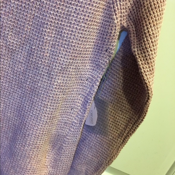 Pink pullover sweater - Picture 3 of 3