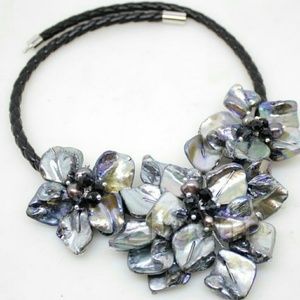 Handmade mother of pearl necklace