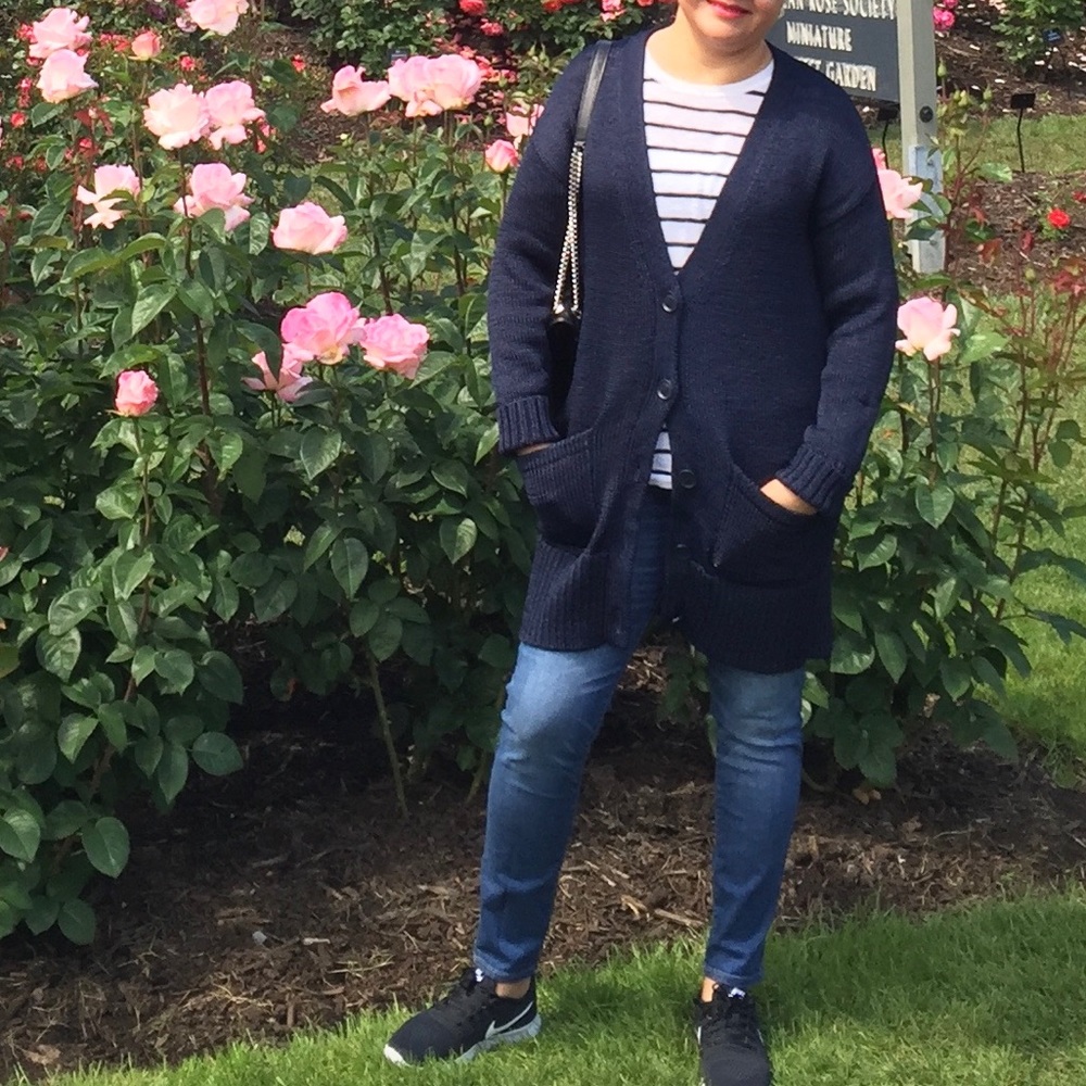 Long knitted cardigan