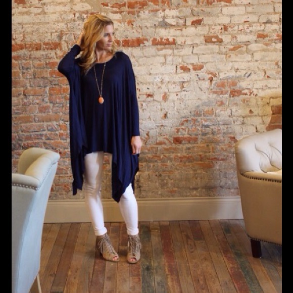 Boutique Tops - 🍍SALE🍍 BOUTIQUE top