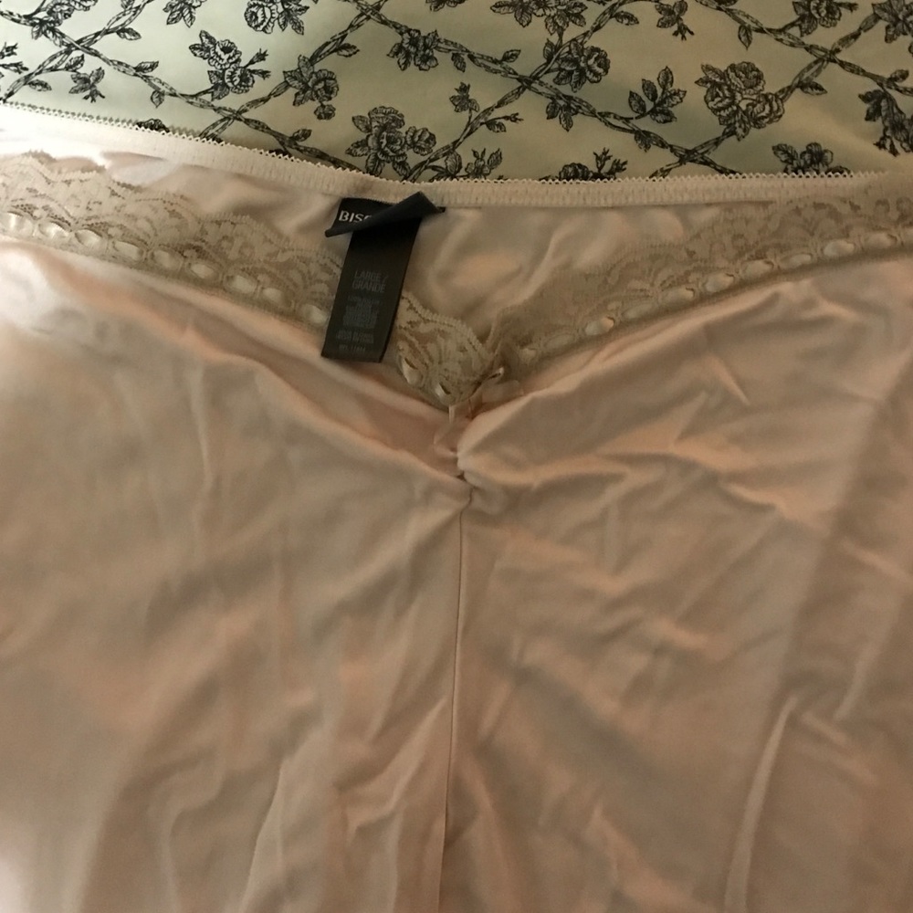 Bisou Bisou silky pajama bottoms