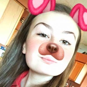 Meet your Posher, Annie